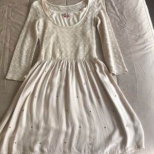 Beautiful casual dress that can be used formally!